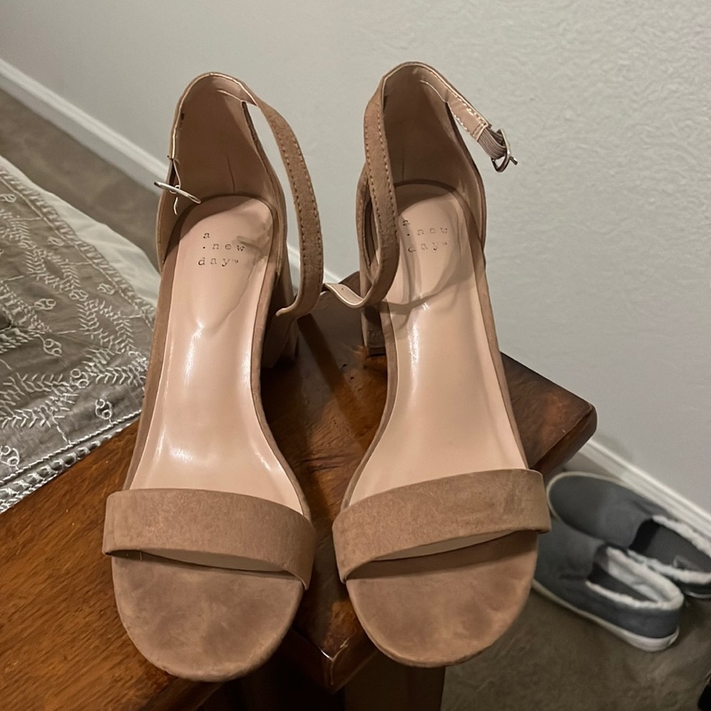 WORN ONCE! A New Day Heels